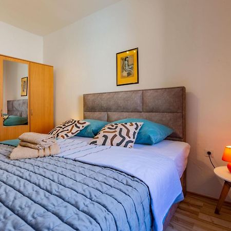 Sofija Old Center Apartment Задар Екстериор снимка